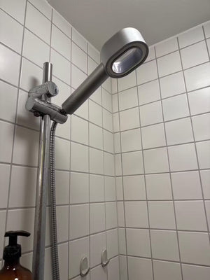 Tool-free installation